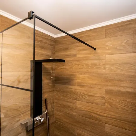 ξενοδοχείο Elegant Epavlis 3*